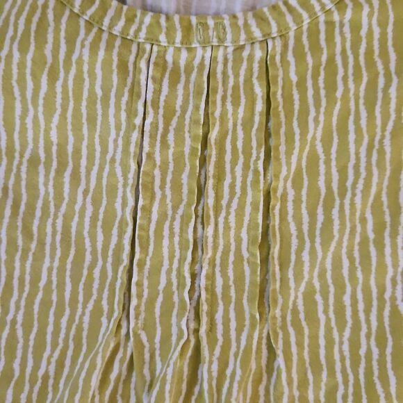 Merona women's size large sleeveless lime green striped top - Picture 2 of 4